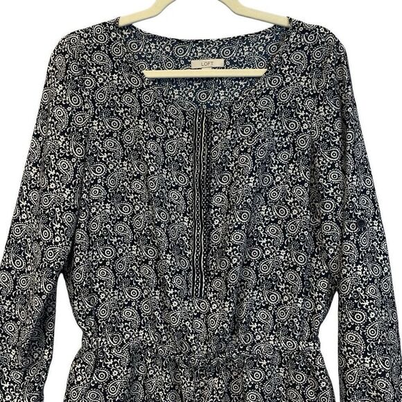 LOFT Romper Size 0 Blue White Paisley Print Long Sleeve Roll Tab One Piece EUC - Picture 4 of 16